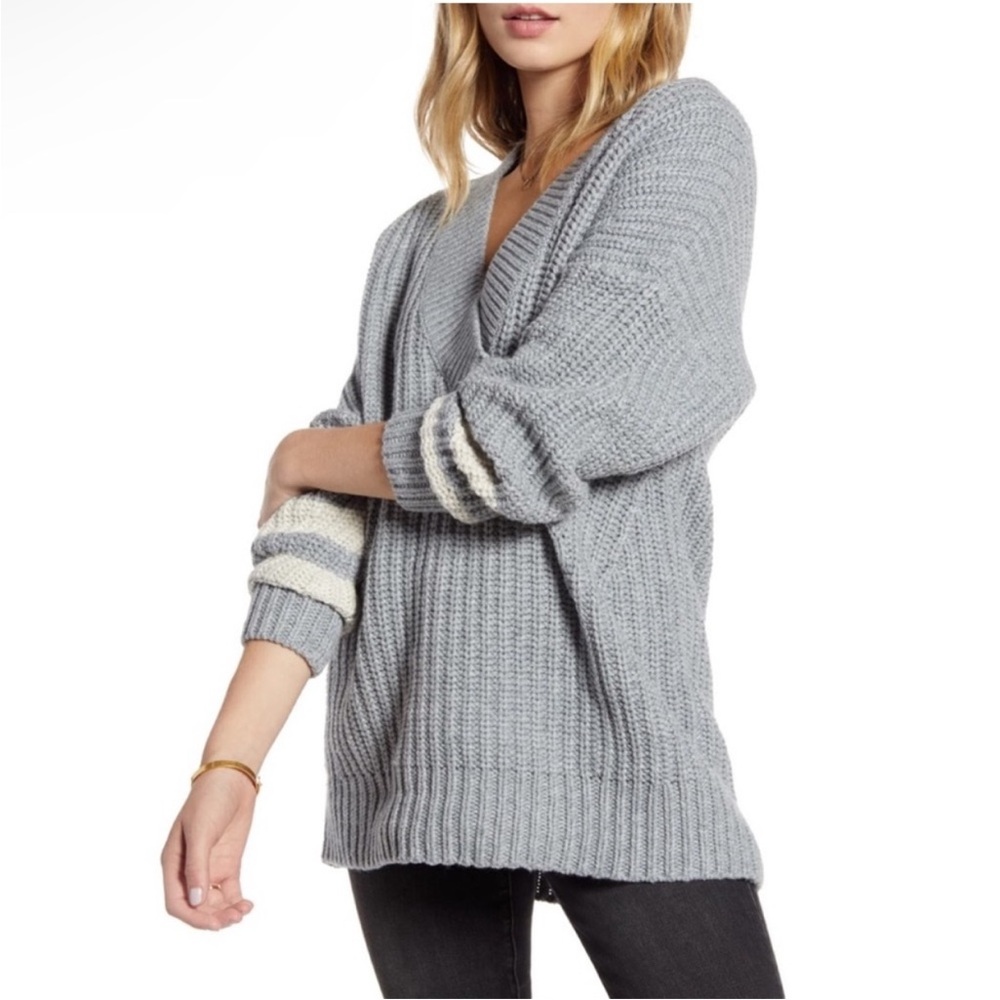 Gray V-Neck Chunky Knit Sweater